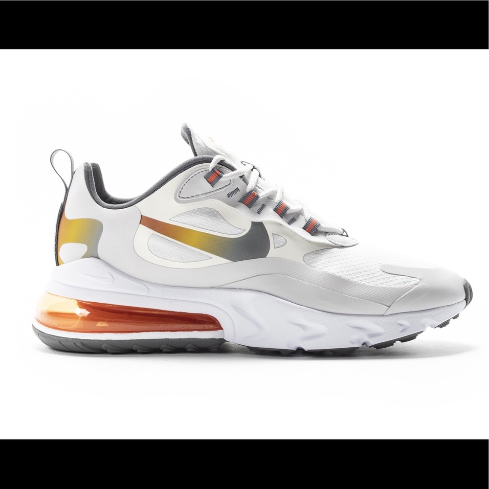 Nike Mens Air Max 270 React SE  White/Metal Sz10